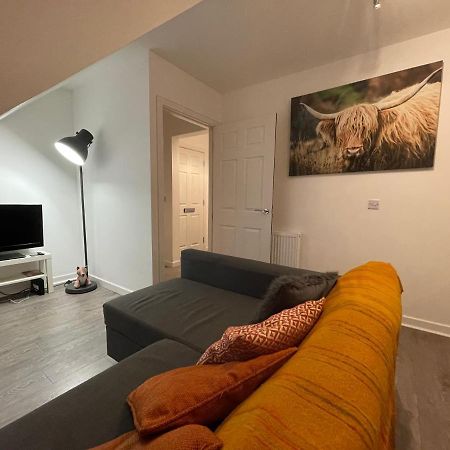 Апартаменты Carvetii - Edward House D - 2 Dbl Bed 2Nd Floor Flat Данфермлин Экстерьер фото